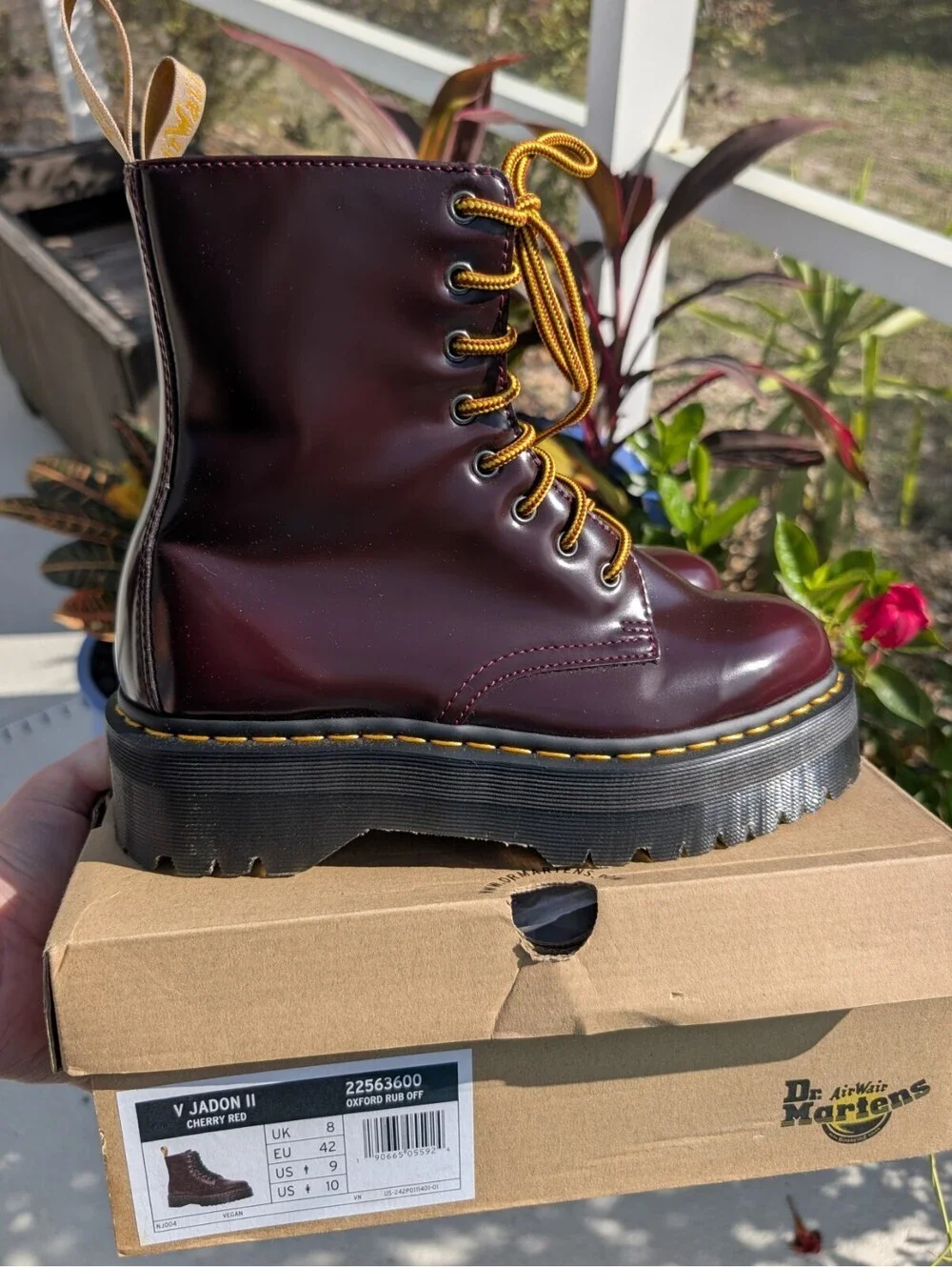 Dr. Martens Vegan Jadon II Platform Boots Cherry Red Oxford Rub Off Size W10 M9